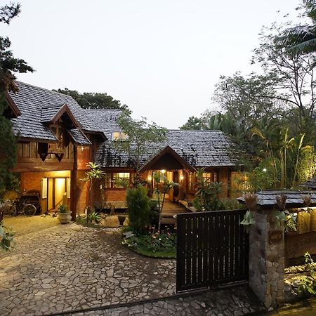 Chaiyo Vana Chiang Mai Luaran gambar